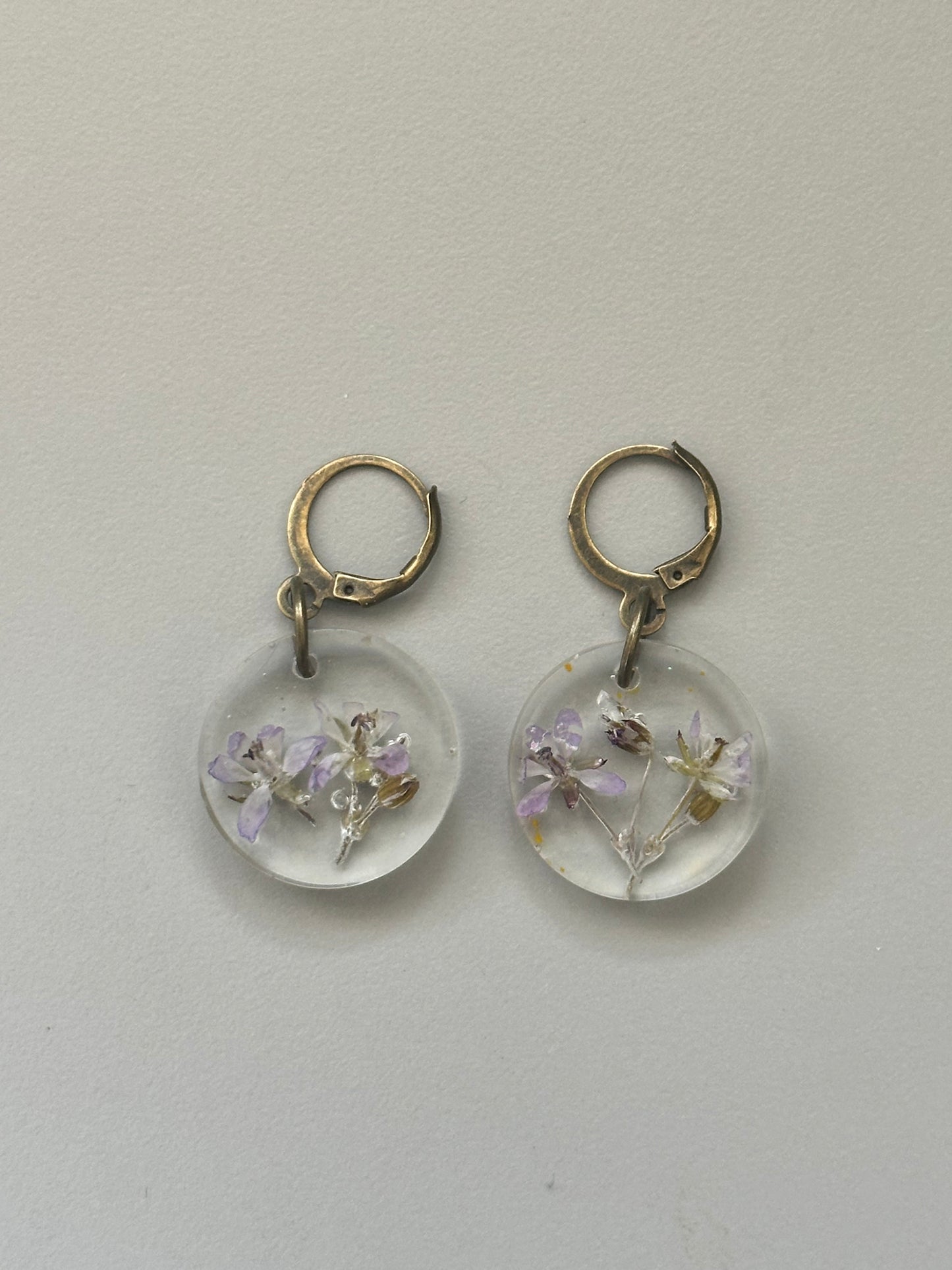 Round wildflower earrings