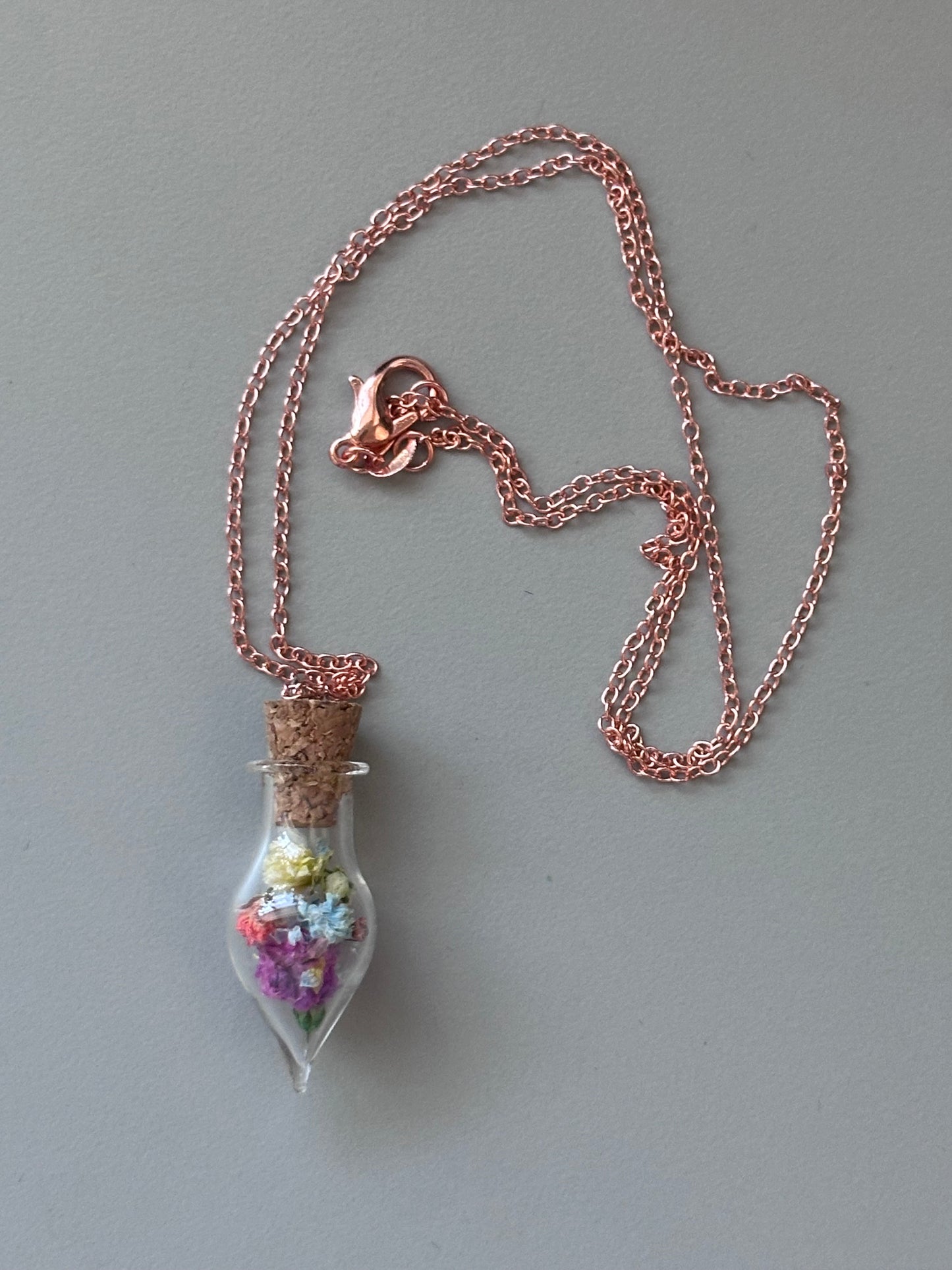 Flower necklace (rose gold)